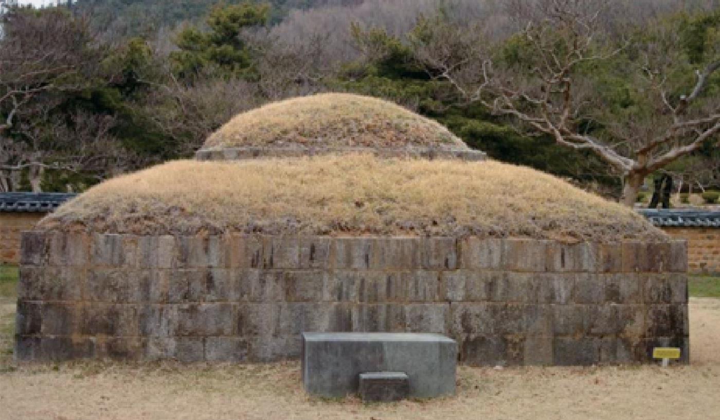 신숭겸-표충단.JPG